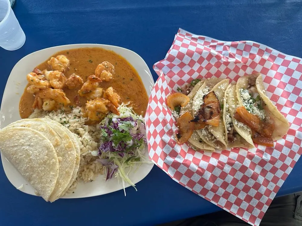 Shrimp in Chipotle Sauce and Chicken Fajita Tacos Soft